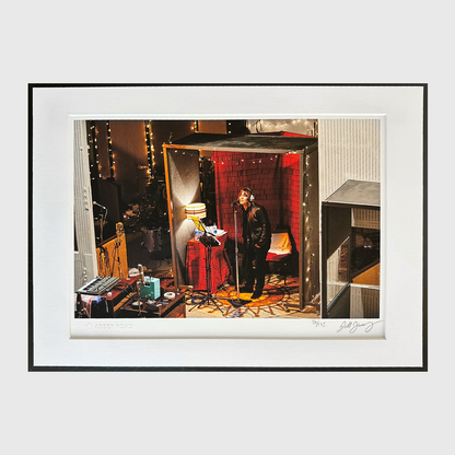 Oasis Liam Fairy Lights Limited Edition Print by Jill Furmanovsky [ vinyl ]