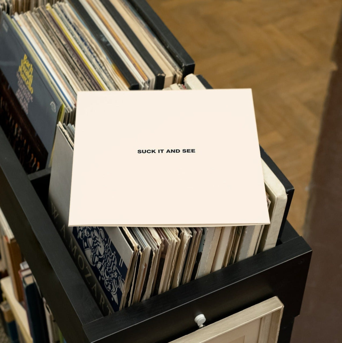 Arctic Monkeys - Suck It And See - 【Vinyl LP 】